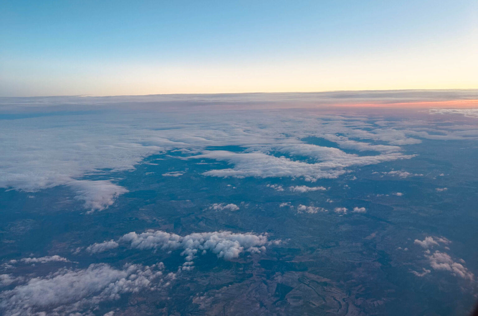 assicurazione di viaggio volo sulle alpi