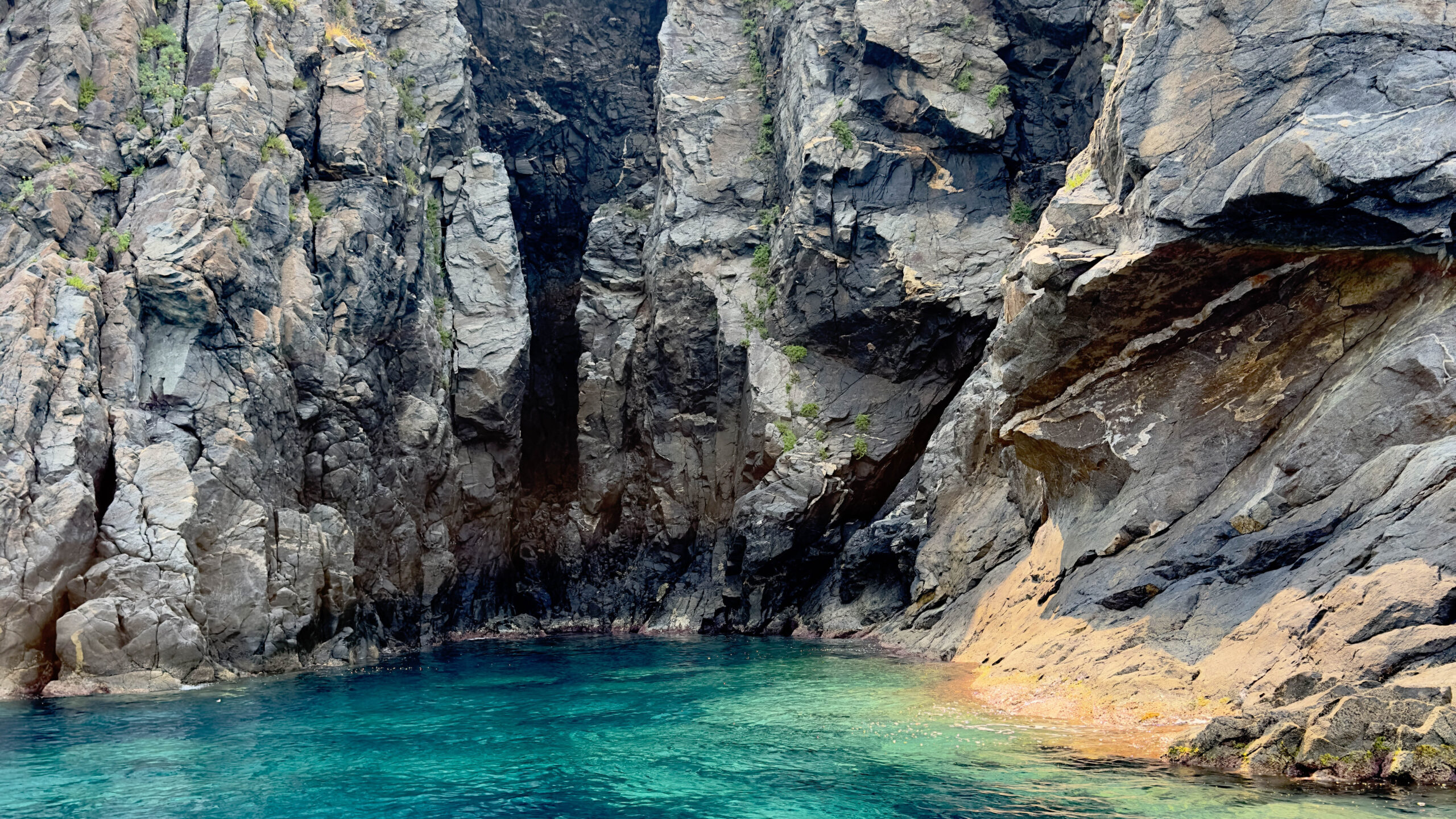 Cosa fare in calabria le grotte della costa viola