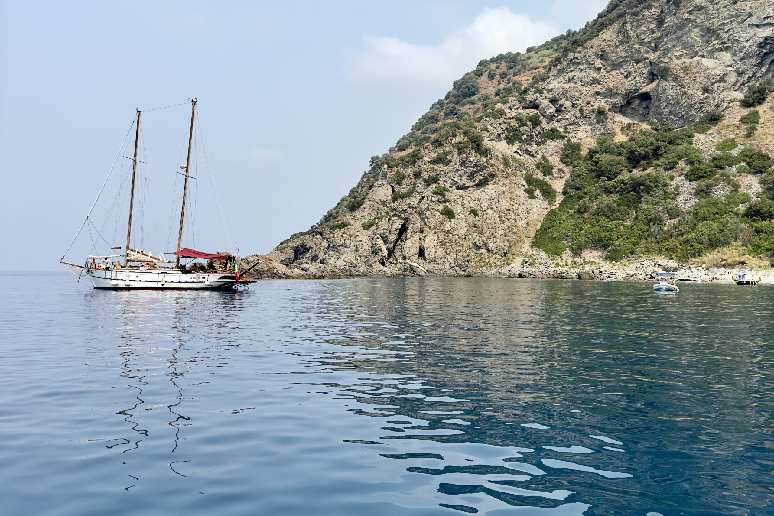 cosa fare in calabria tour in barca della meravigliosa costa viola