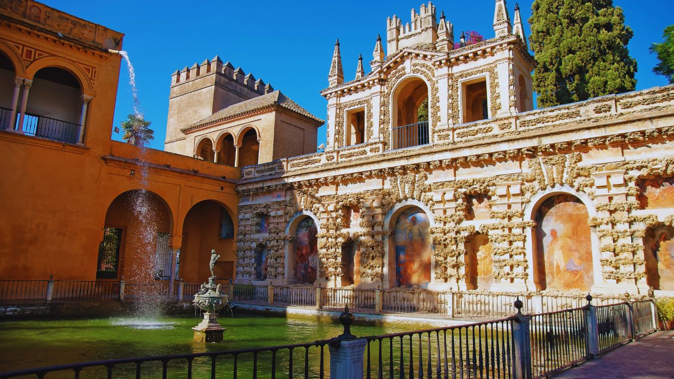 real alcazar di siviglia lo stagno di mercurio