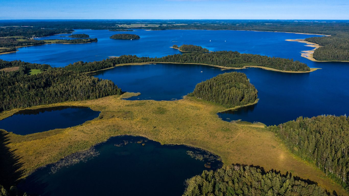 itinerari insoliti in europa lago di plateliai