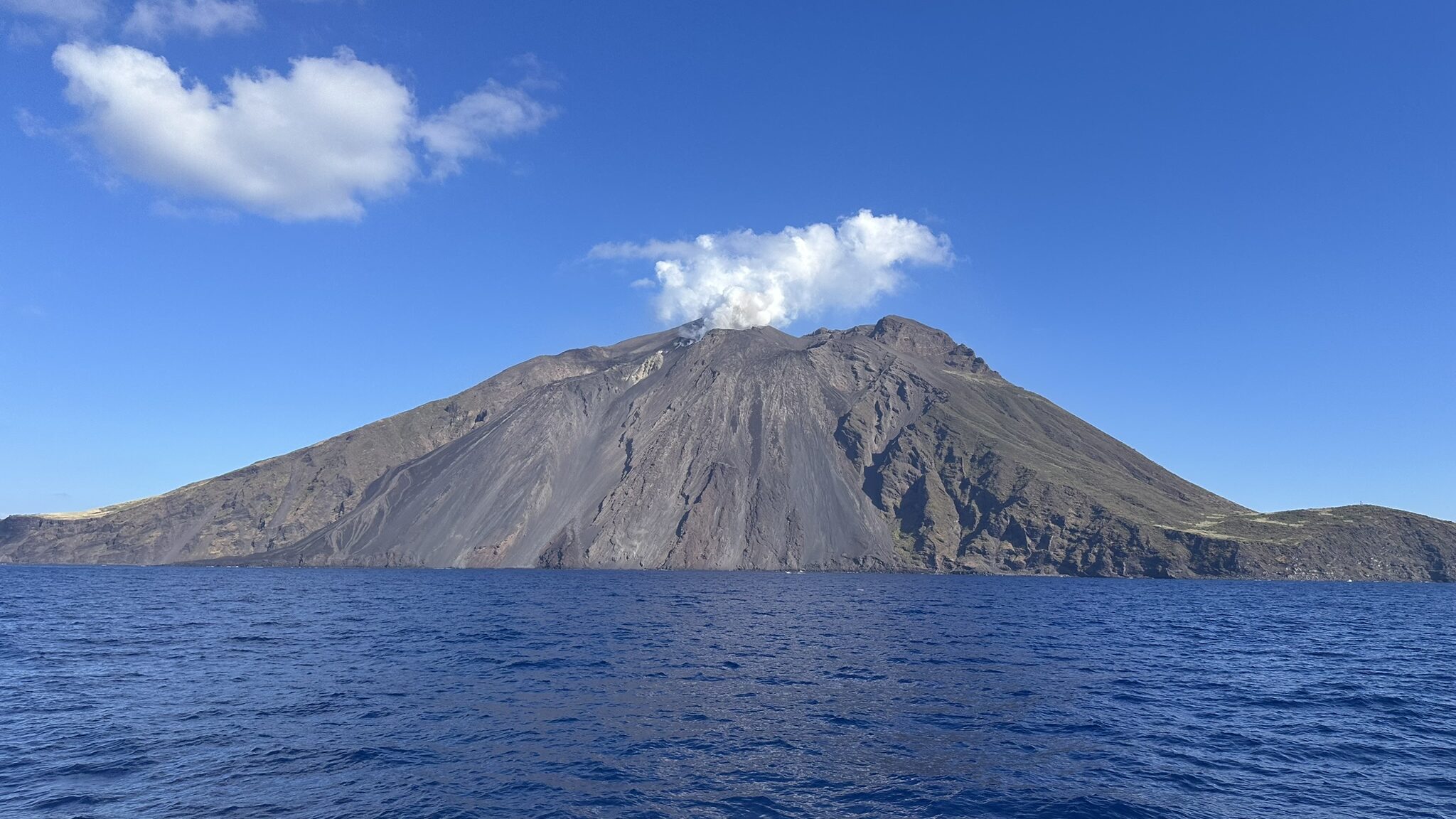 tour da tropea alle isole eolie lo stromboli