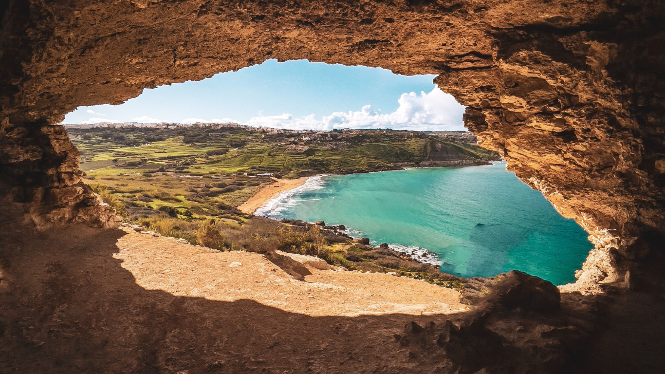 noleggiare un'auto a Malta per le stradine di Mdina