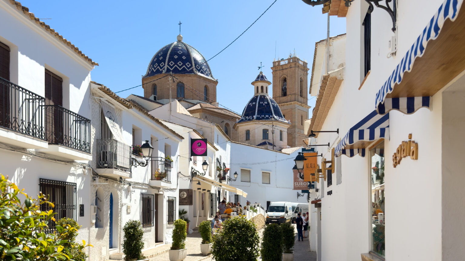 Cosa vedere ad Altea le strade del borgo